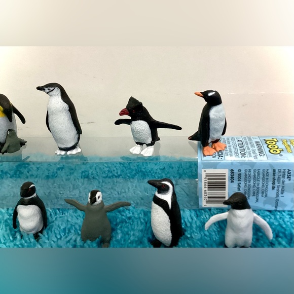 Safari Ltd Penguins Toob - Picture 3 of 16